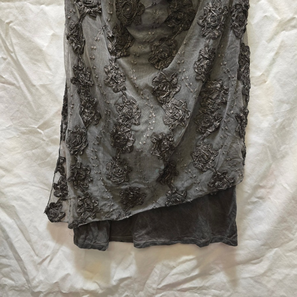 Kosmika Gray Sleeveless Top Floral Applique Cowl Neck Italy Small Asymmetric Y2K - Picture 6 of 11